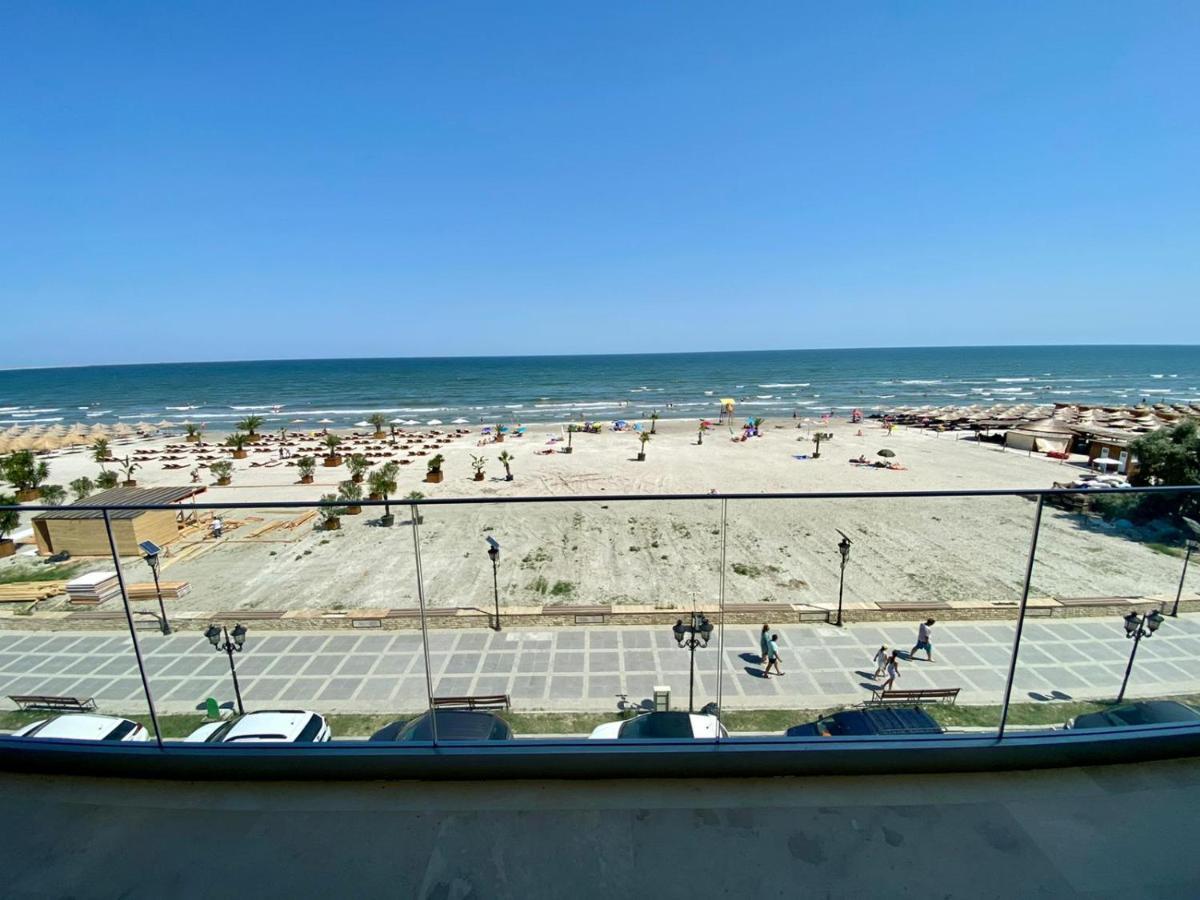 Apartament Ella Front View Navodari Luaran gambar