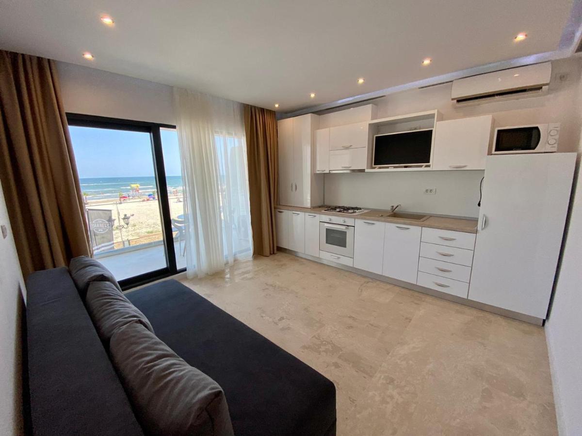 Apartament Ella Front View Navodari Luaran gambar
