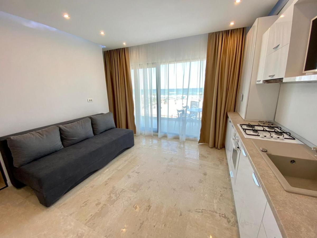 Apartament Ella Front View Navodari Luaran gambar