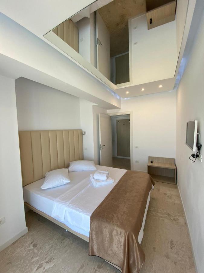 Apartament Ella Front View Navodari Luaran gambar