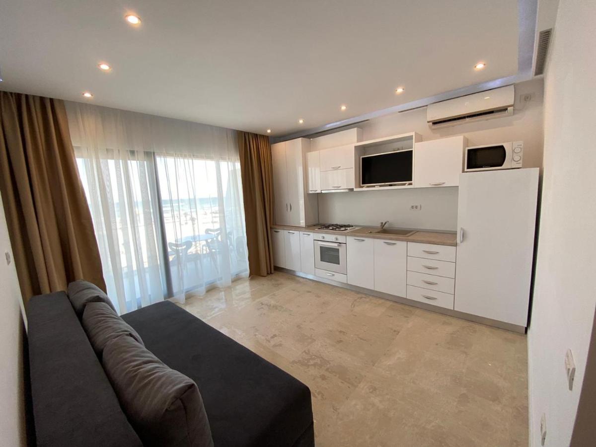 Apartament Ella Front View Navodari Luaran gambar