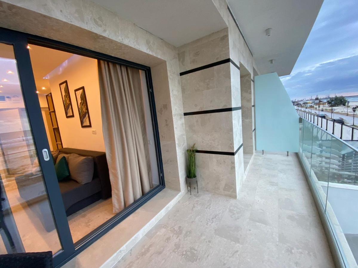 Apartament Ella Front View Navodari Luaran gambar