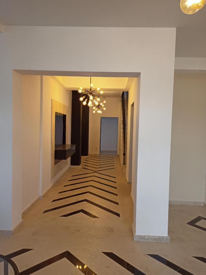 Apartament Ella Front View Navodari Luaran gambar